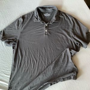 Vineyard vines dark gray.‎ L